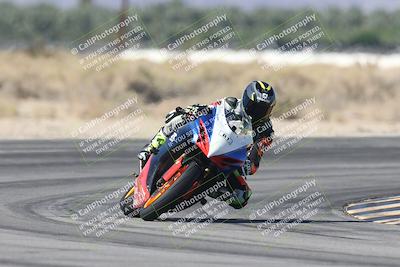 media/Oct-30-2025-Racers Edge (Thu) [[dabbdaf680]]/3-B Group/Session 4 Turn 16/